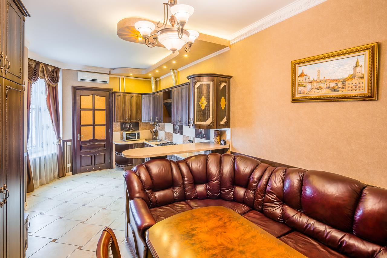 Beautiful Apartment D.Galytskogo Λβιβ Εξωτερικό φωτογραφία